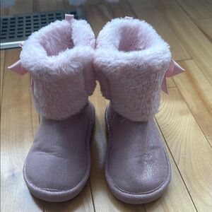 Pink Furry Boots slippers very cute size shoes 8